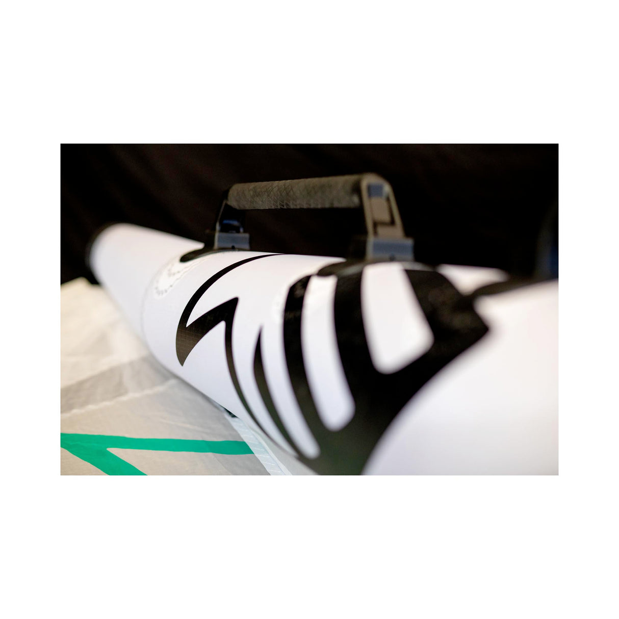 Ezzy V2 Flight Wing Foiling Wing