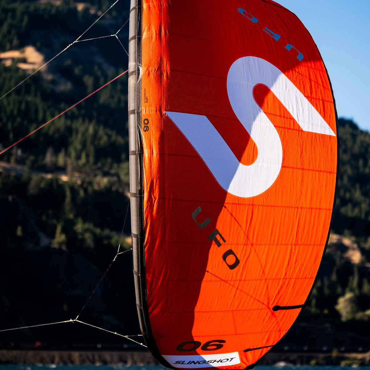 Slingshot V4 UFO Kite