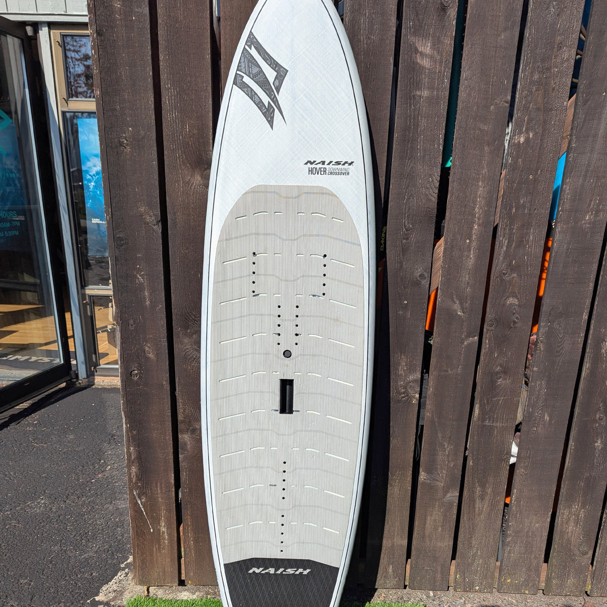 DEMO/USED Naish 2025 Hover DW Crossover 85L Foil Board