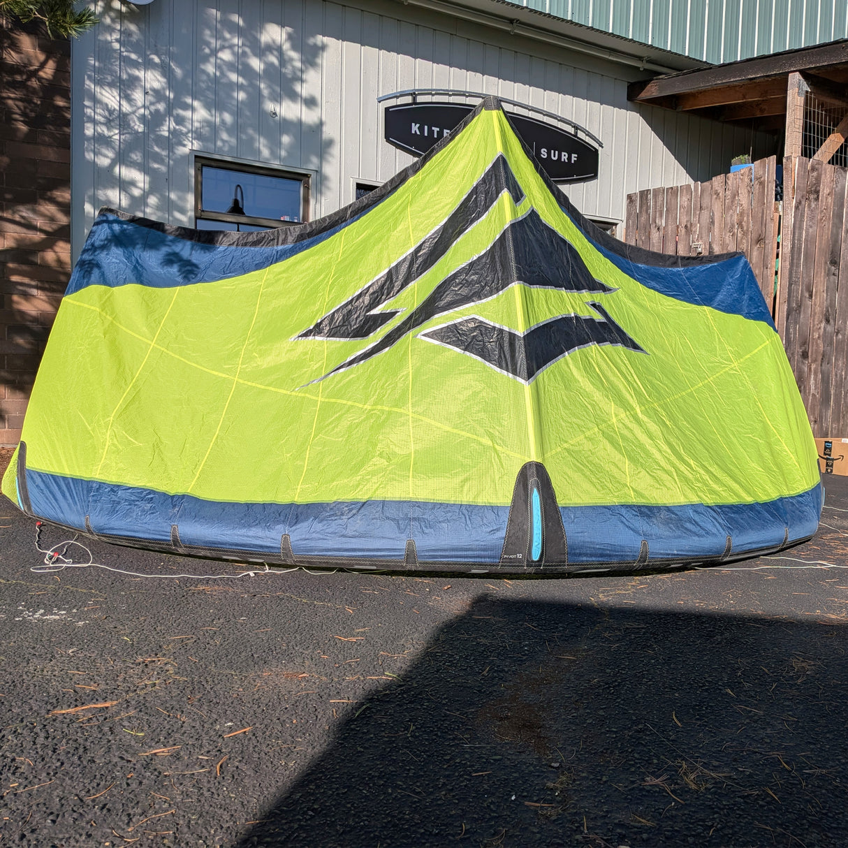 DEMO / USED Naish 2025 Pivot 12m Kite