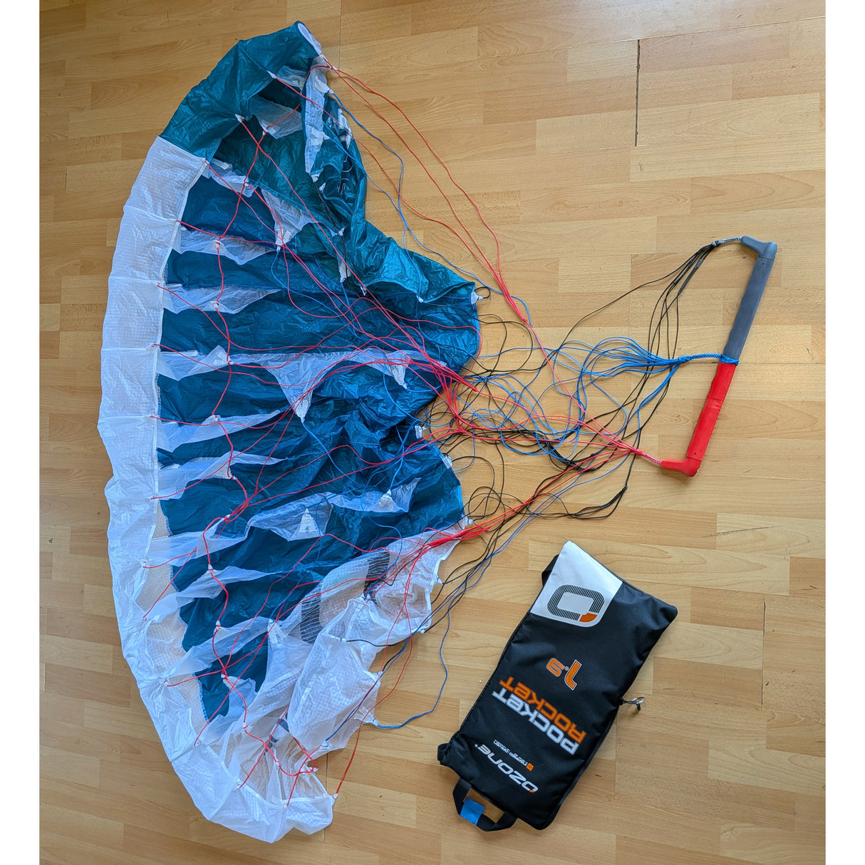 DEMO / USED Ozone Pocket Rocket Parawing