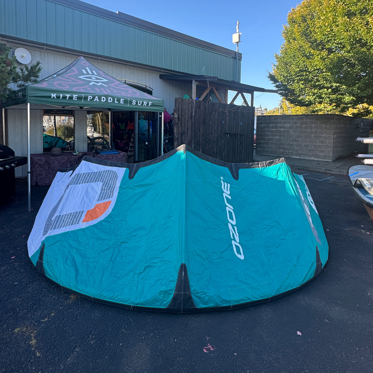 DEMO/USED Ozone V12 Edge 9m Kite