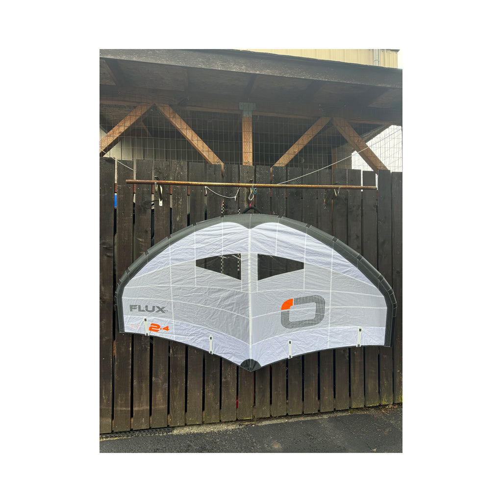 DEMO/USED Ozone V1 Flux 2.4m Wing Foiling Wing