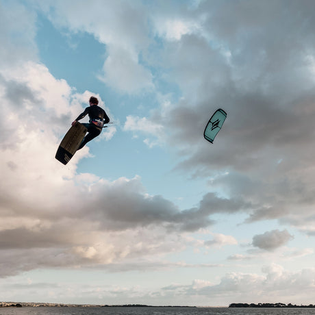 Naish 2026 Pivot Kite