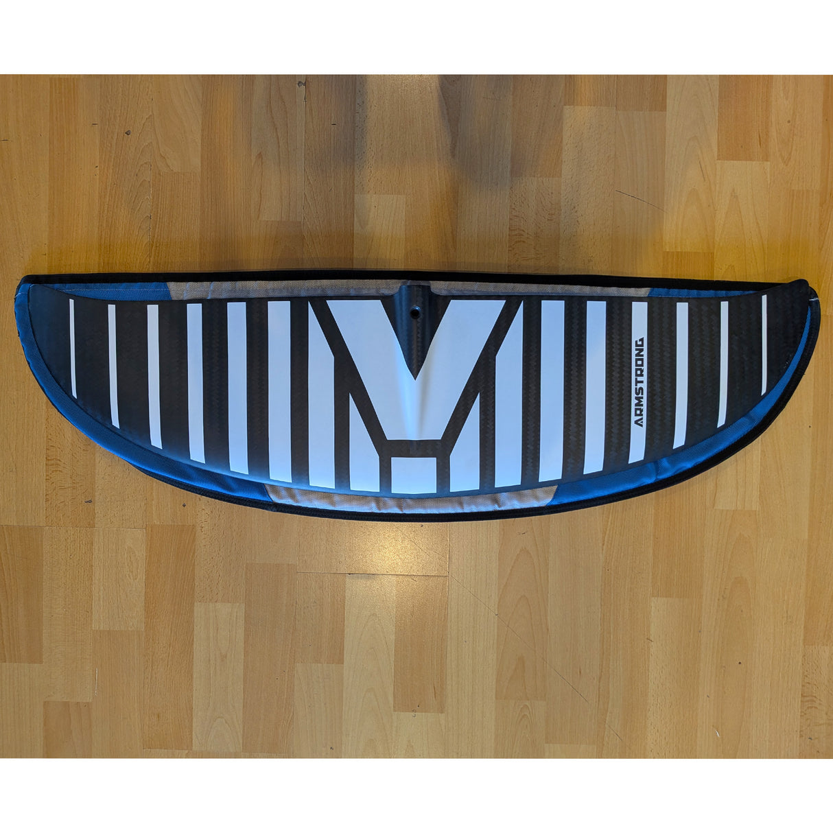 DEMO / USED Armstrong V2 CF 2050 Front Foil Wing