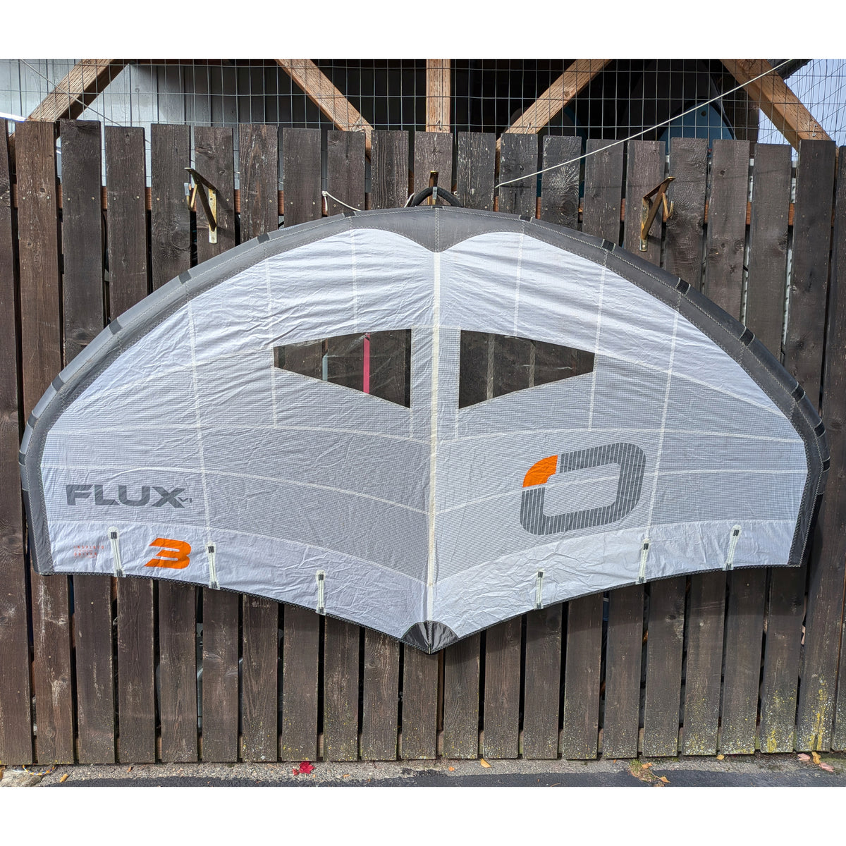DEMO / USED Ozone V1 Flux 3.0m Wing