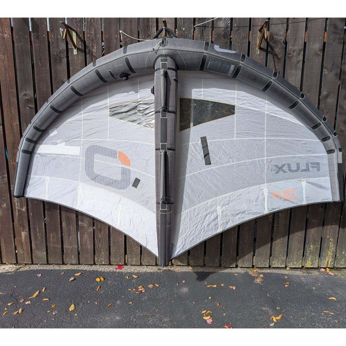 DEMO / USED Ozone V1 Flux 3.6m Wing