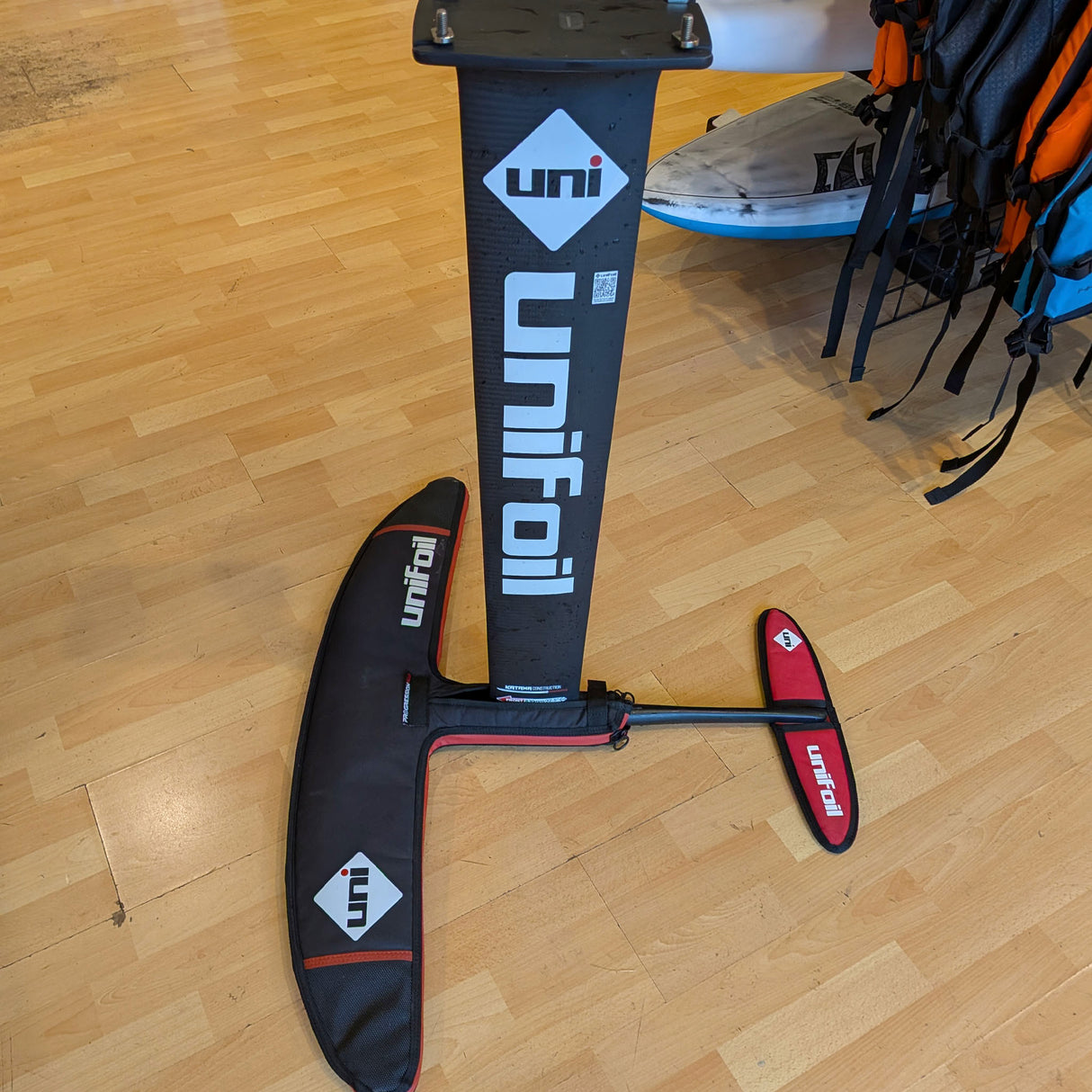 DEMO/USED Unifoil Complete Foil Set W/ 3 Front Foil Wings