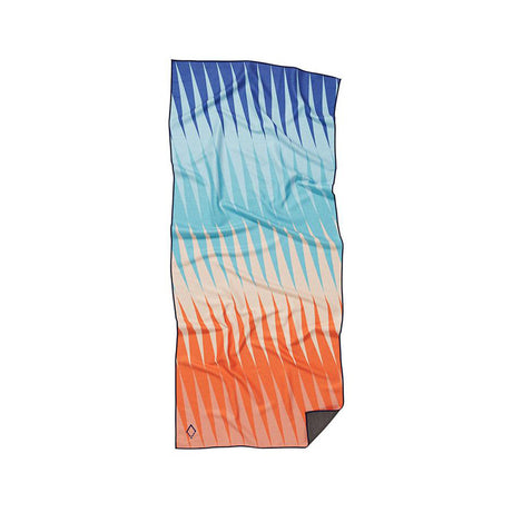 Nomadix Towel Heat Wave Red Blue
